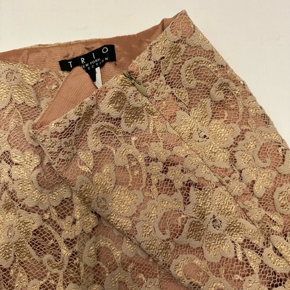 VTG Trio New York Collection Lace Dress Pants Holiday Gold Floral Tapered Leg - Picture 5 of 6